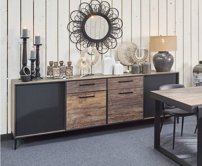 Pieterburen Dressoir Groot DR1 246cm – foto 2 – A-meubel