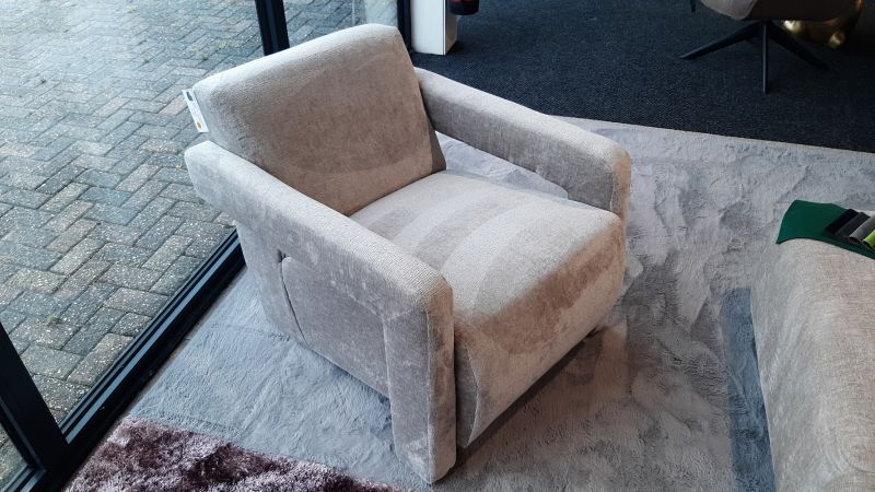 Fauteuil Tiel - foto 1 – foto 2 – A-meubel