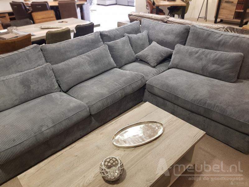 Hoekbank Terheijden 3 Zits + Ottomaan Klein 313cm – foto 3 – A-meubel