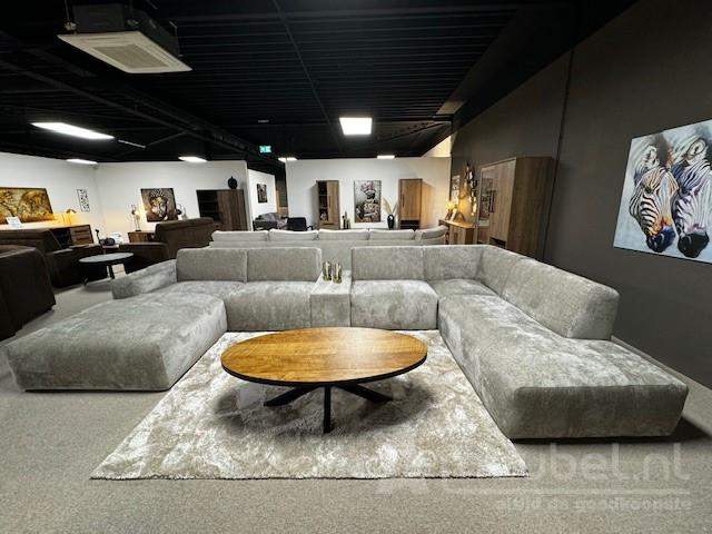 Veenendaal Longchair + 1 zit + Gestoffeerde Tafel + 1 zit + Ottomaan – foto 3 – A-meubel
