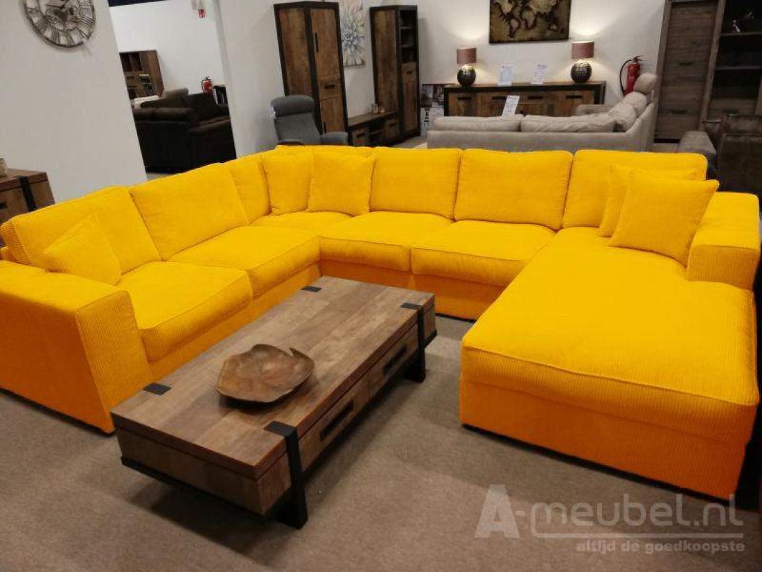 U-Bank Berlicum Geel – A-meubel