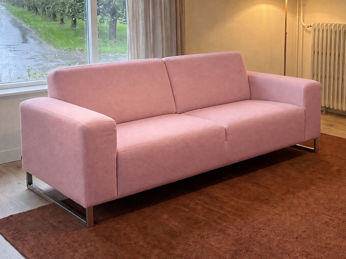 Kerkdriel 3 Zits in roze – kleurimpressie – A-meubel