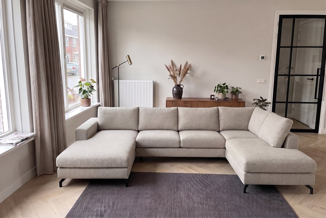 Loungebank Stroe Loungebank Longchair + 2.5 Zits + Ottomaan in beige – A-meubel