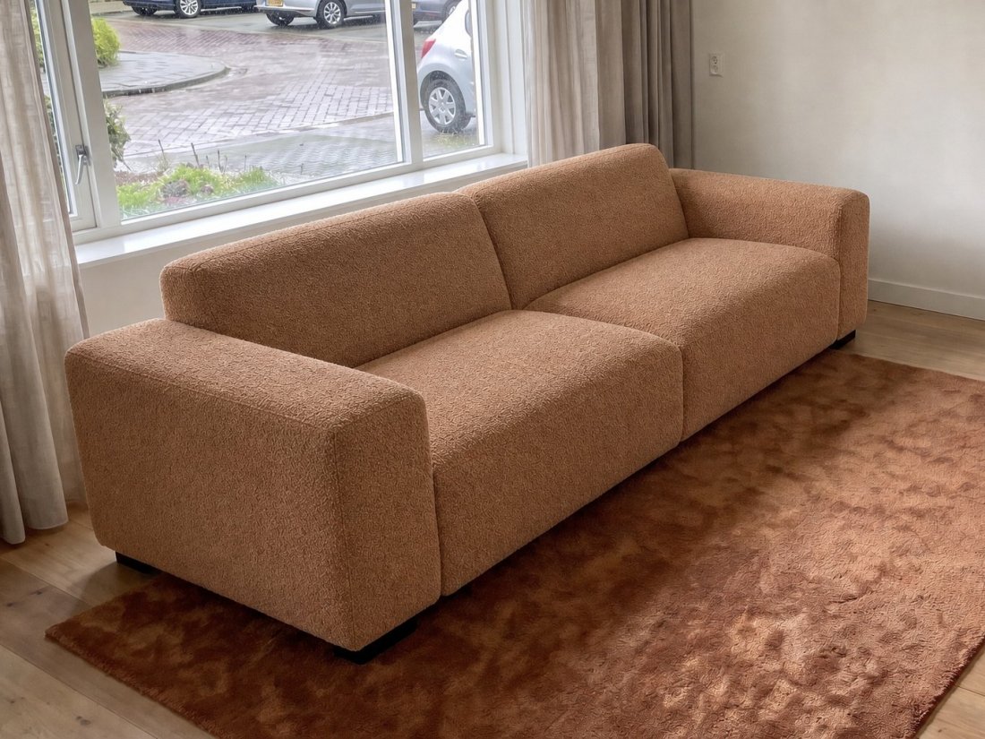 Veenendaal 2.5 Zits Bank in cognac – kleurimpressie – A-meubel