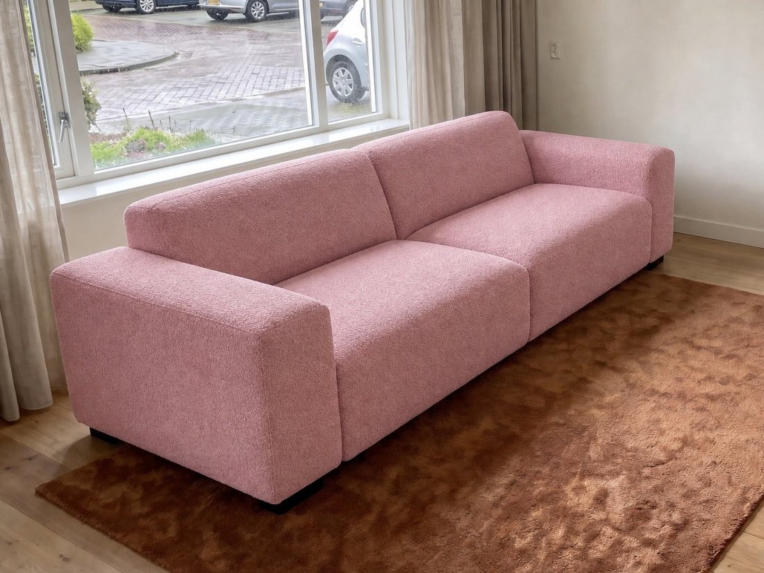 Veenendaal 2.5 Zits Bank in roze – kleurimpressie – A-meubel