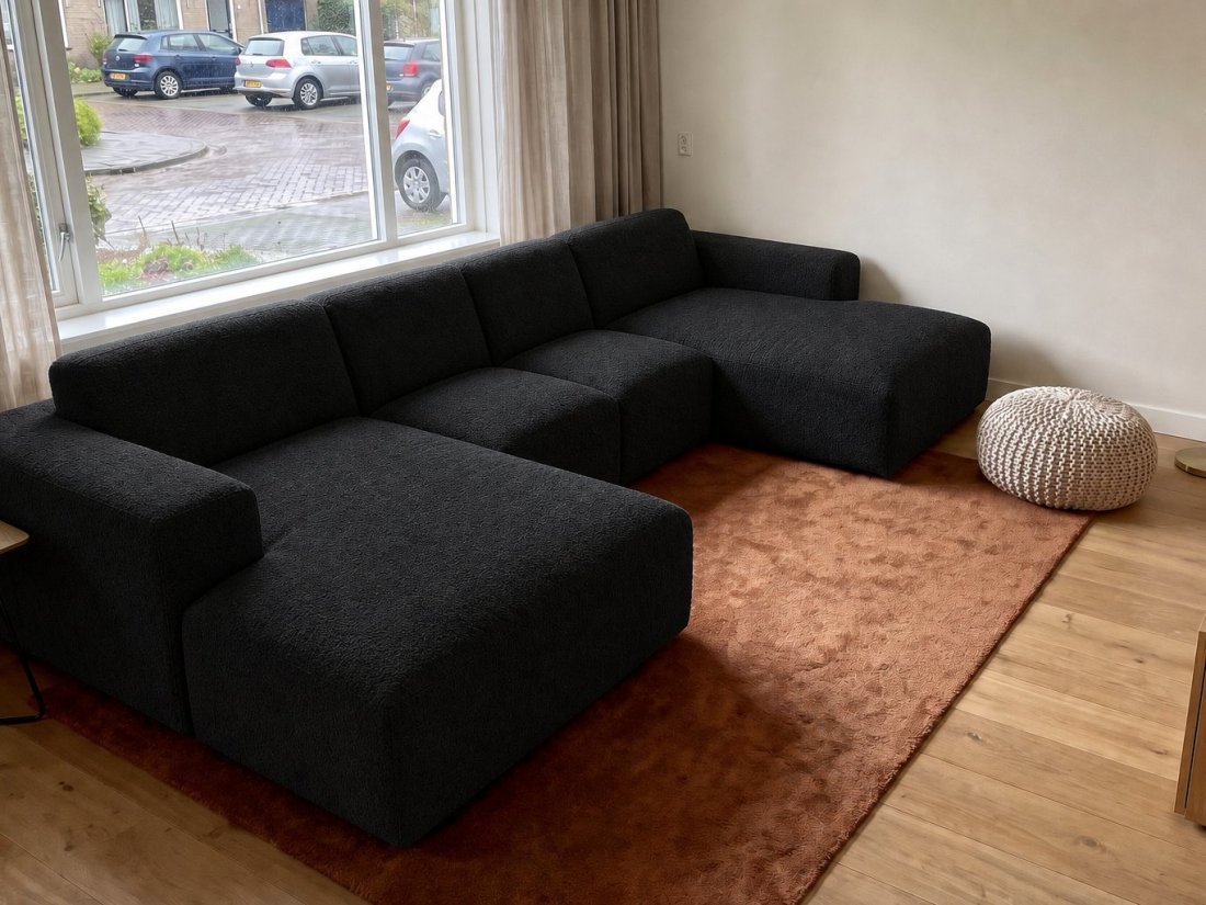 Veenendaal Longchair + 2 Zits + Longchair in zwart – kleurimpressie – A-meubel