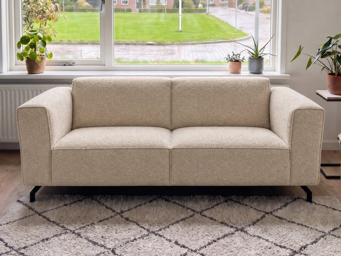 Wolvega 2 Zits Bank in beige – kleurimpressie – A-meubel