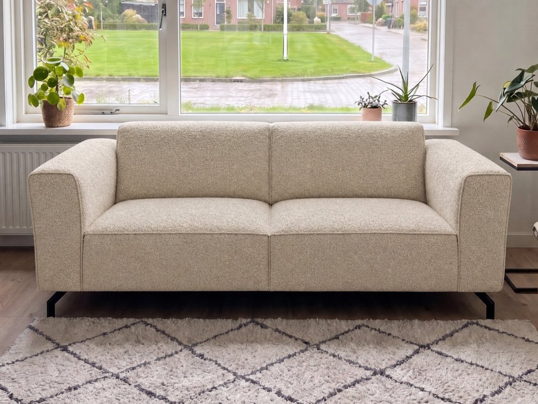 Wolvega 3 Zits Bank in beige – kleurimpressie – A-meubel