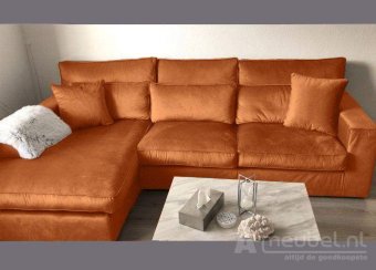 Cognac bank Oudenbosch Longchair 254cm – A-meubel