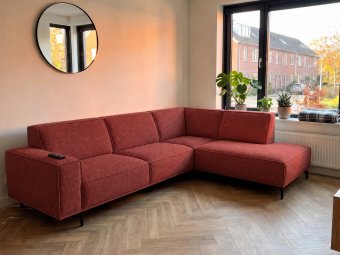 Hoekbank Huizen in rood – kleurimpressie
