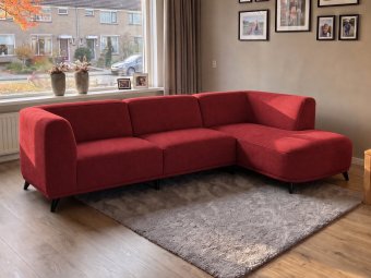 Hoekbank Niehove in rood – kleurimpressie
